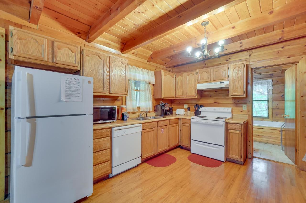 Cabin With Hot Tub About 6 Mi To Downtown Gatlinburg! Exterior foto